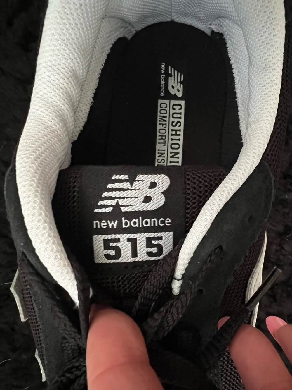 New Balance Men’s Black & White Sneakers – Size 11.5